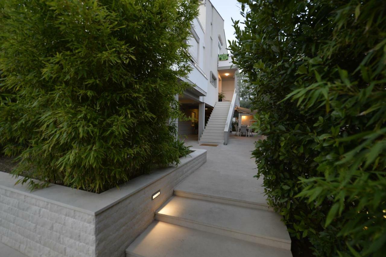 Rooms Villa Ropus Novalja Εξωτερικό φωτογραφία