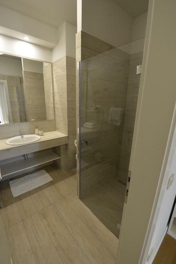 Rooms Villa Ropus Novalja Εξωτερικό φωτογραφία